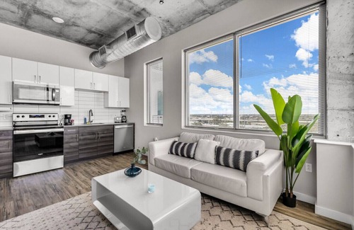 St. Petersburg - Clearwater Wohnung | Tropicana Field 1 Bed in Downtown W/Free Parking