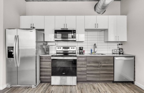 St. Petersburg - Clearwater Wohnung | Tropicana Field 1 Bed in Downtown W/Free Parking