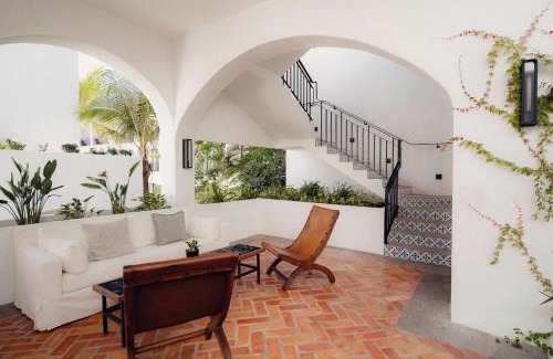 Downtown San Jose del Cabo Hotel | Tropicana Los Cabos, Tapestry Collection by Hilton