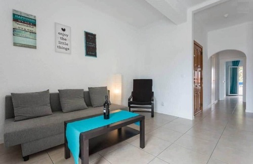 Areias de Sao Joao Wohnung | TURQUOISE- apartment 2-3 min from beach & strip
