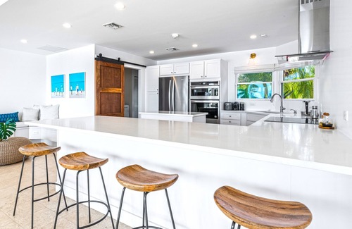 Savannah Haus | Turtle Beach: New Luxe Villa w/Pool, Spa, & Backyard Beach; Kayak Provided!