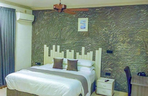 Dharavandhoo Haus | Turtle Inn Dharavandhoo