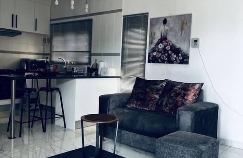 Central Wohnung | Tutume accommodation for travelers. Hotel, guest house or Lodge style