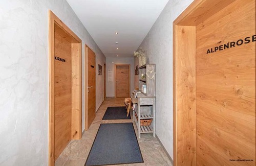 Juns Wohnung | TUX MOUNTAIN Apart