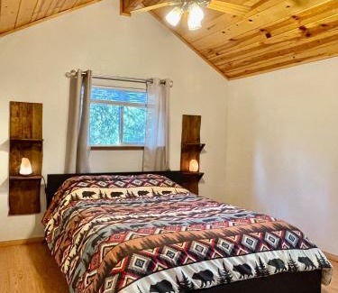 Twain Harte Haus | Twain Harte Cabin in Town & Lake access