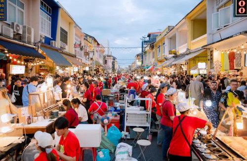 Old Phuket Town Hotel | Twelve 8 Boutique House