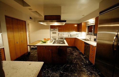 Old Las Palmas Haus | Two Acre Estate Uptown Palm Springs, Private Tennis Court