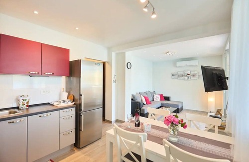 Prozurska Luka Wohnung | Two bedroom apartment with terrace and sea view Prožurska Luka, Mljet (A-22333-b)