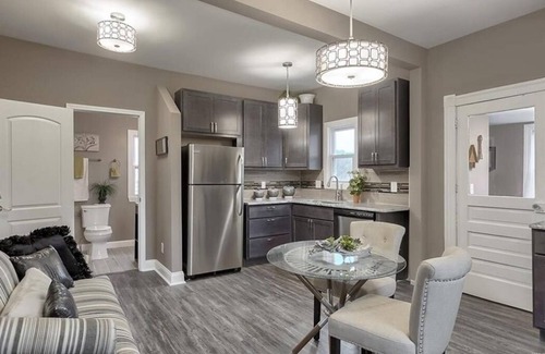 St. Louis Haus | ☆ Two Homes in One! ☆ New Renovated Duplex ☆ Minutes to Downtown!☆