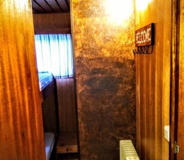Sector 3 Haus | Two Rooms Rustic House - Self Check-In
