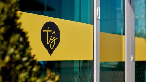 Magor Hotel | Tŷ Magor