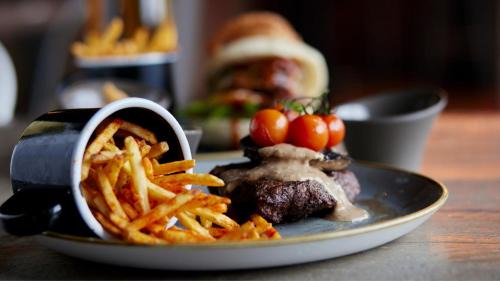 Magor Hotel | Tŷ Magor