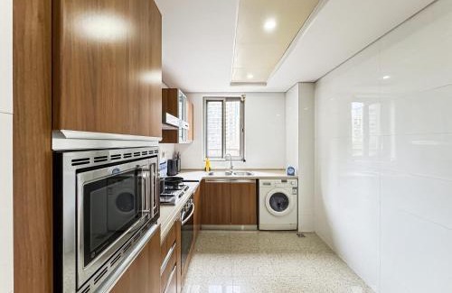 Gubei Wohnung | Tyms 3BR 2BA Apt Gubei CBD Near Line10