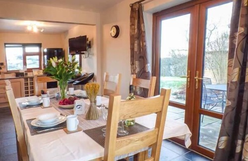 Llanbadarn Fynydd Hütte | Tynddol Bungalow