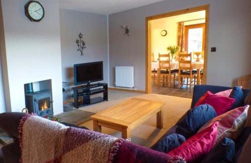 Llanbadarn Fynydd Haus | Tynddol Bungalow