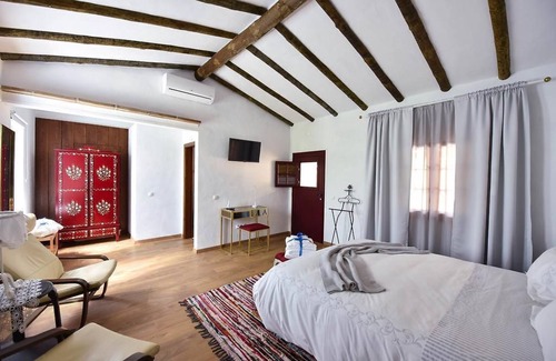 Bencatel Sonstige | Typical house in Vila Viçosa. W/kitchen, living room, pool, games room, barbecue