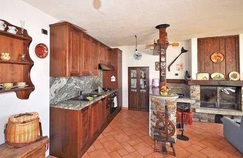 Sorico Haus | typisches Rustico mit Garten und wunderbarem Blick auf den Comer See und Pool