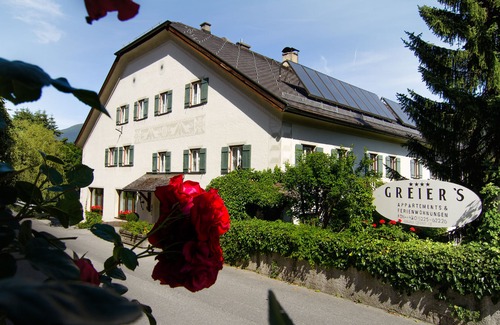 Telfes im Stubai Wohnung | Tiroler FEWO für bis zu 5 Pers mit SCHWIMMBAD, Gartenanlage, Haustiere erlaubt