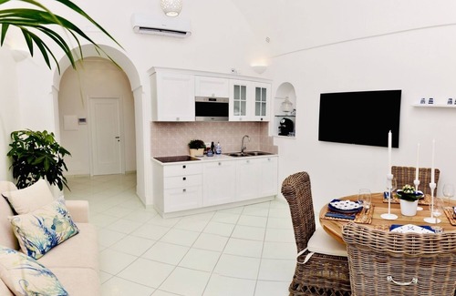 Montepertuso Wohnung | Tyrrhenian Sea View Apartment