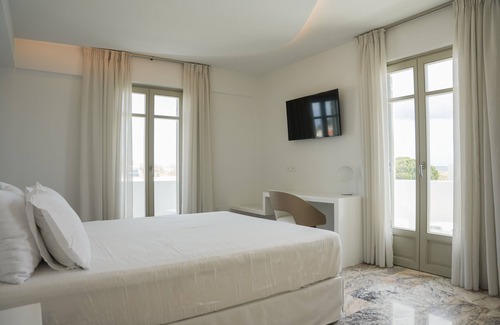 Skiros Resort | Tzanis Resort