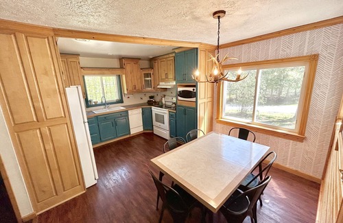 Newberry Kabine | Woodsy Retreat by Snowmobile Trails with Indoor Fireplace & Outdoor Sauna!