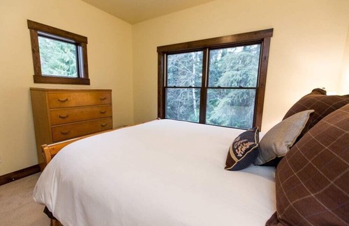 Agpar Hütte | Atemberaubendes Luxushaus im Glacier National Park mit Whirlpool, Billardtisch und vielem mehr!