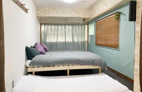 Yushima Wohnung | Ueno上野!Akihabara秋葉原!Asakusa 浅草!3min walk to station!交通便利地点繁华!附近美食!商场百货遍地! 干湿分离! 智能马桶! 高速无限制网路! 高级公寓403