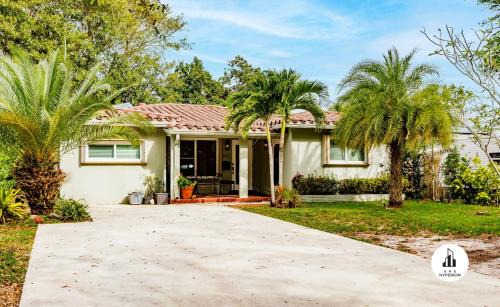 Highland Garden Wohnung | Uhost AI - Updated 1B1B Hideaway - Sleeps 3