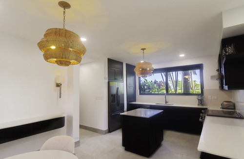 Playa Hermosa Eigentumswohnung | Ultra Luxus Villa 6 Schlafzimmer Villa - Privater Pool am Strand!