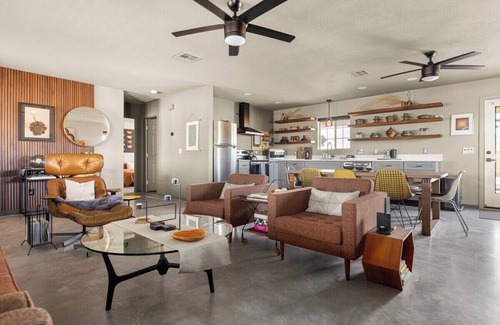 Wonder Valley Haus | Umbra Acres|Views|29Palms|Daybed Hammock|Fire Pit