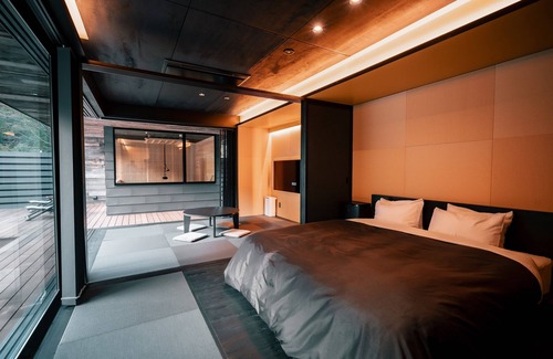 Aoi Ward Sonstige | UMEGASHIMA DRIVE-IN & SAUNA VILLA