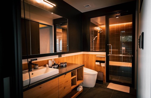 Aoi Ward Sonstige | UMEGASHIMA DRIVE-IN & SAUNA VILLA