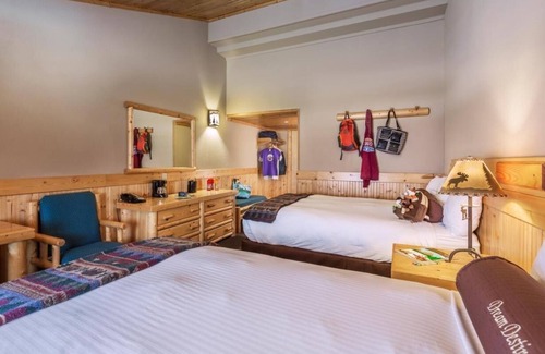 Moran Kabine | Unbelievable Find! 2 Accommodations ,Just Minutes away from Exciting Attraction!