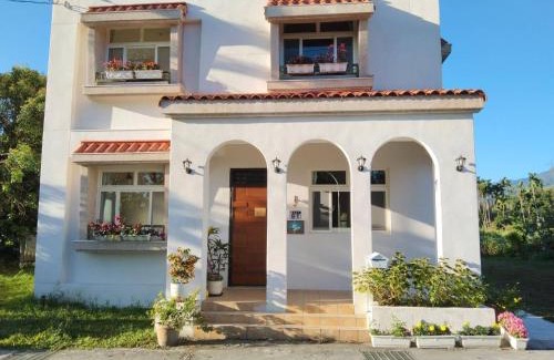 Guangfu Haus | Uncle Tien's Farm