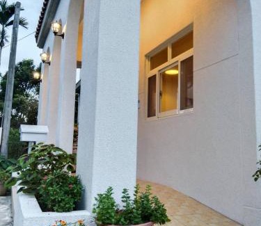 Guangfu Haus | Uncle Tien's Farm