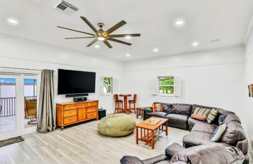 Sebring Haus | Uncork and Unwind You are on Lake Time