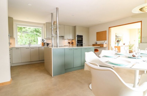 Stroud Hütte | Under Catswood