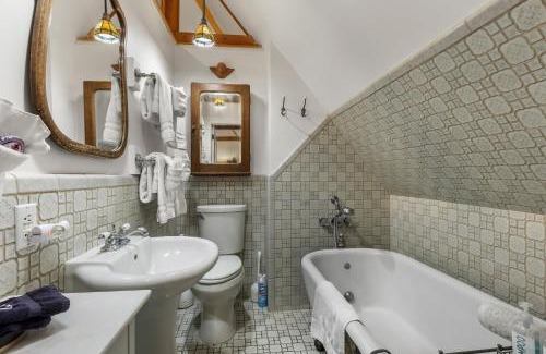 Zion National Park South Entrance Bed & Breakfast | Under the Eaves Inn at Zion National Park