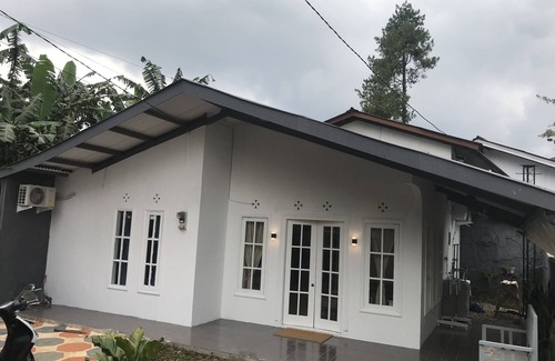 Ciloto Haus | Unique and just renovated house