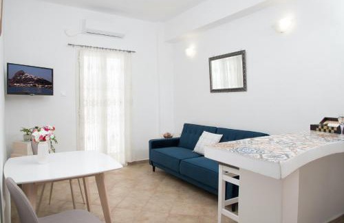 Skiros Haus | Unique Anoi House - In the Heart of Skyros Village