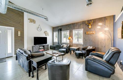 Davenport Haus | Unique Country Farmhouse Near Lake Roosevelt