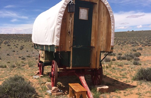 Page Wohnmobilvermietung | Shash Dine 'EcoRetreat