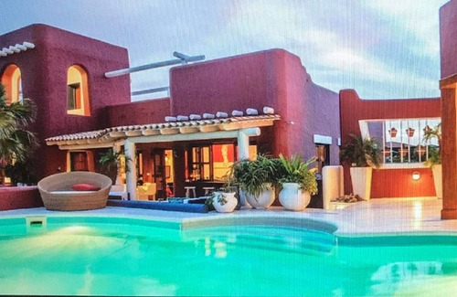 Sabadeco Villa | Einzigartige Luxus-Ferienvilla