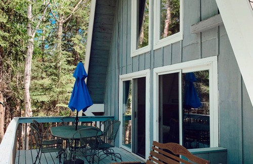 Bigfork Kabine | Unique modified A-frame cabin with loft, sandy lakefront, and amenities of home.