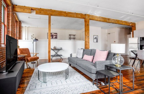 South End Haus | Unique South End Loft w/ Pool, Art Gallery, Steps to T by Blueground