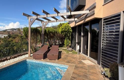 Faaa Wohnung | Unique suite piscine vue mer
