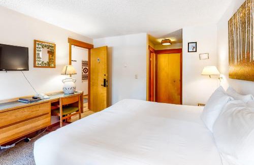 Tahoe Woods Haus | Unit 18B at Granlibakken