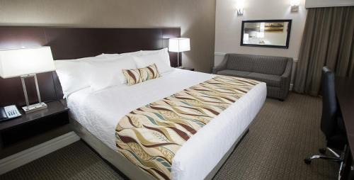 Logan Hotel | University Inn