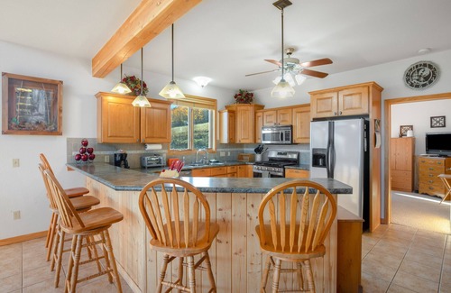Creede Kabine | Unmatched Views of Creede - Classic Colorado Cabin - Large Deck