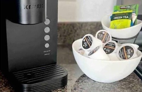 Red Bluff Haus | Unwind and relax at our country cozy getaway home